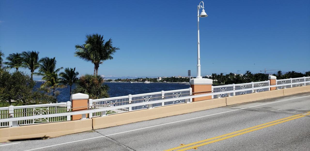 Ocean Vacation Breeze Lantana Exterior foto