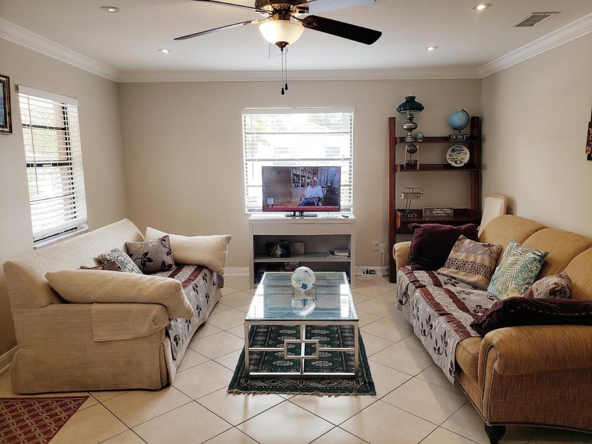 Ocean Vacation Breeze Lantana Exterior foto