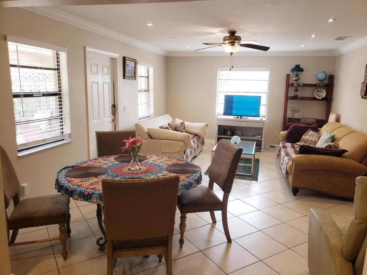 Ocean Vacation Breeze Lantana Exterior foto
