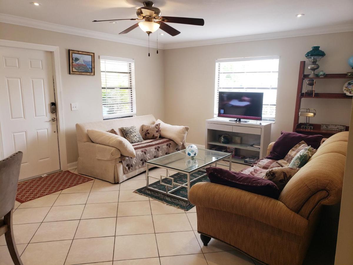 Ocean Vacation Breeze Lantana Exterior foto